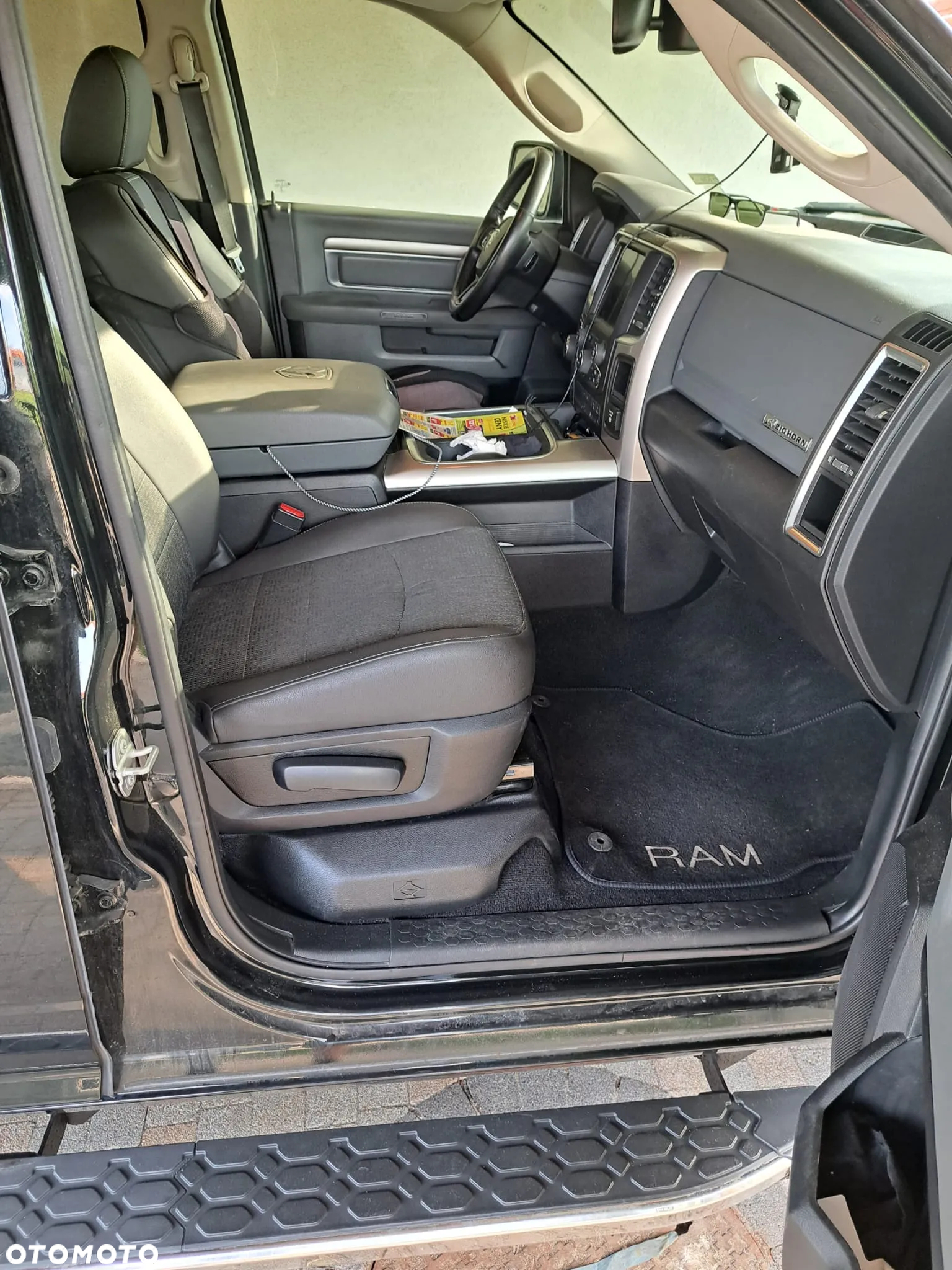 Dodge RAM 1500 5.7 4x4 - 19