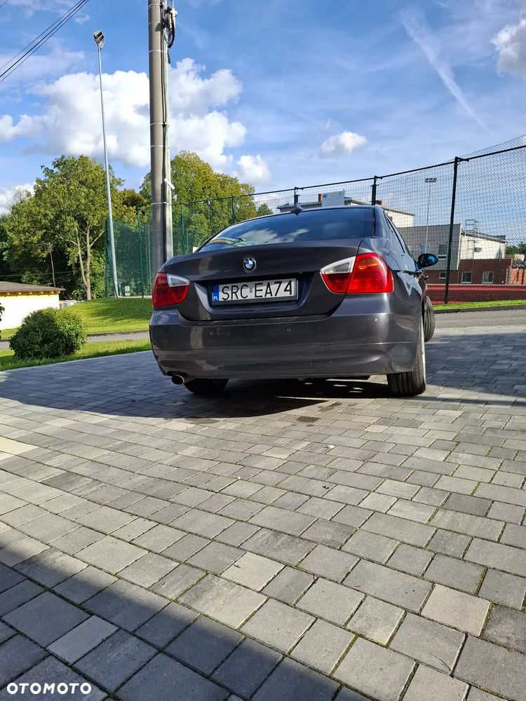 BMW Seria 3 318d - 6