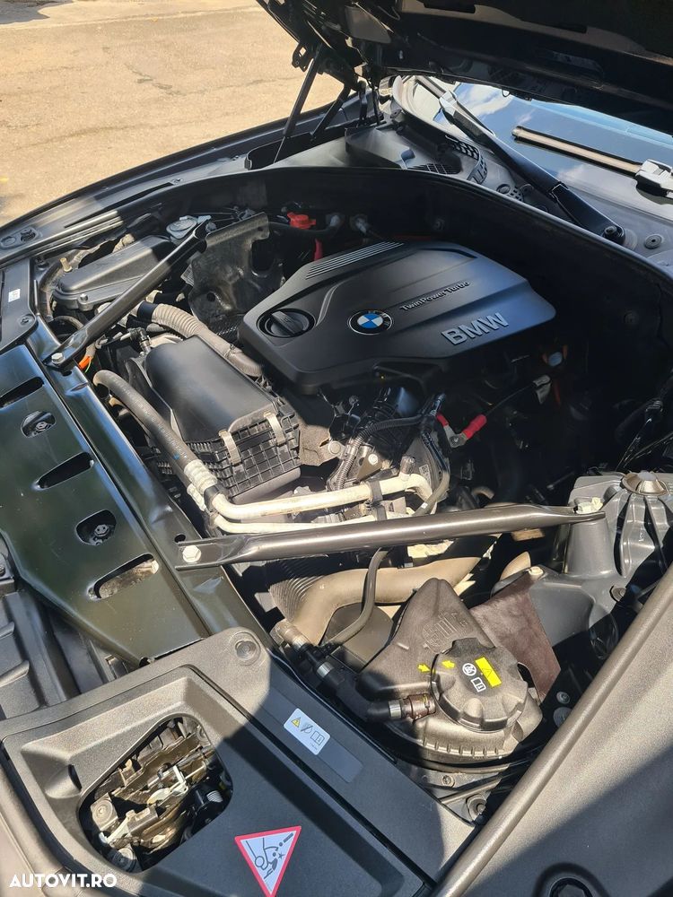 BMW Seria 5 520d EfficientDynamics Edition AT - 33