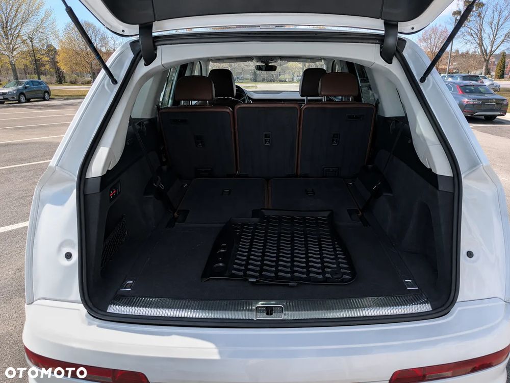 Audi Q7 - 21