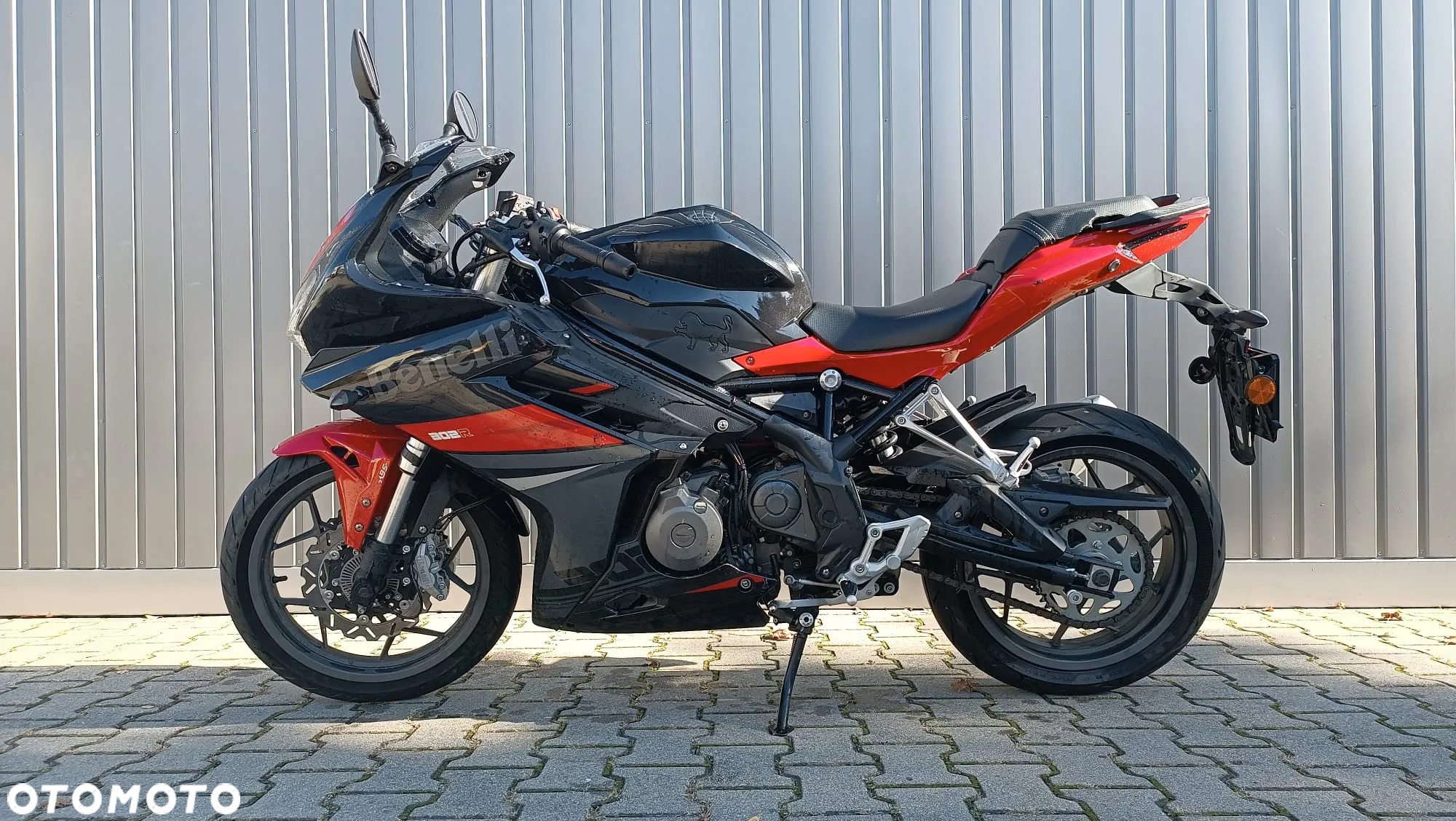 Benelli Inny - 4
