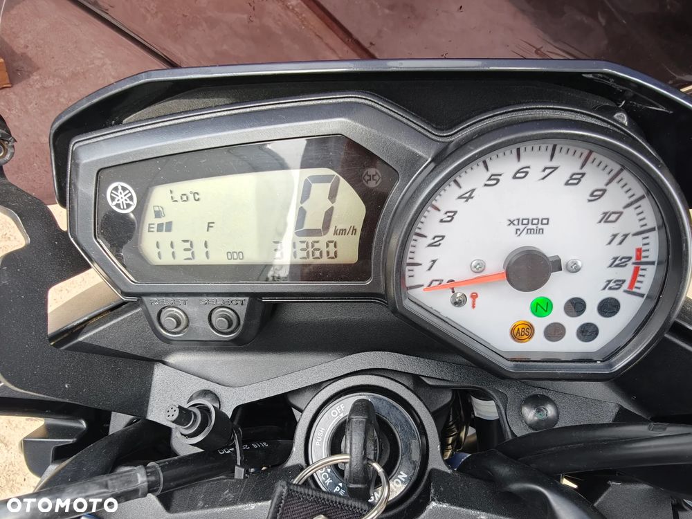 Yamaha FZ8 - 3