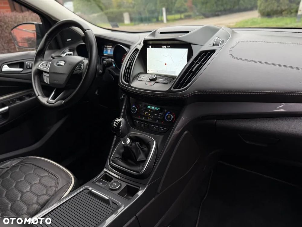 Ford Kuga 1.5 EcoBoost 2x4 Vignale - 33