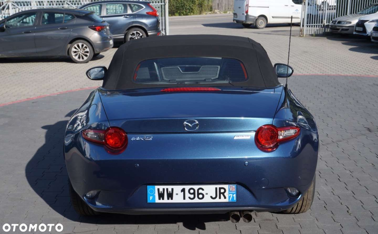Mazda MX-5 - 10