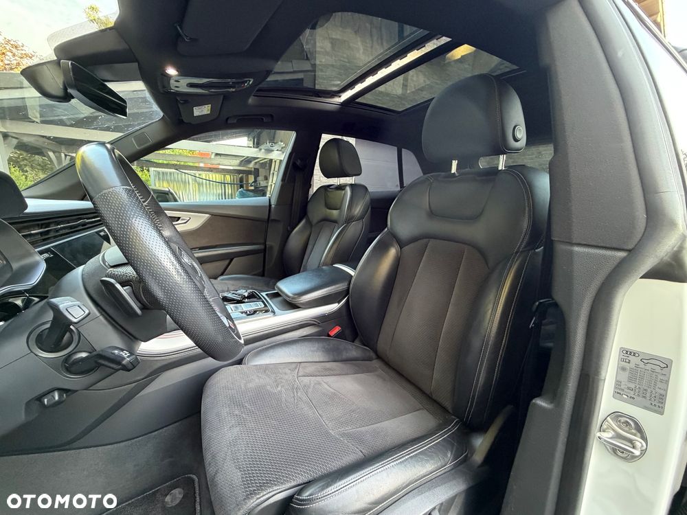 Audi Q8 50 TDI mHEV Quattro Black Edition Tiptronic - 18