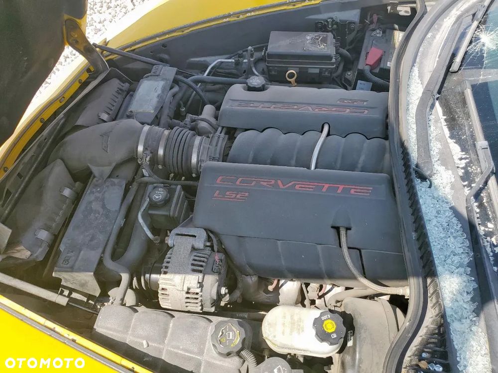 Chevrolet Corvette - 11