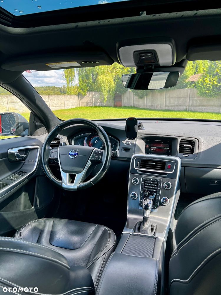 Volvo V60 T5 Geartronic Momentum - 9