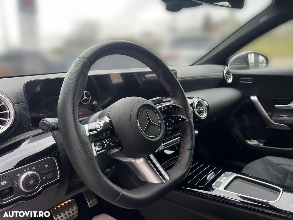 Mercedes-Benz A 200 MHEV 7G-DCT - 11