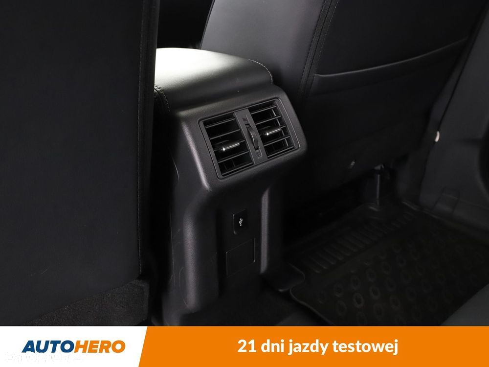 Mitsubishi Outlander - 35