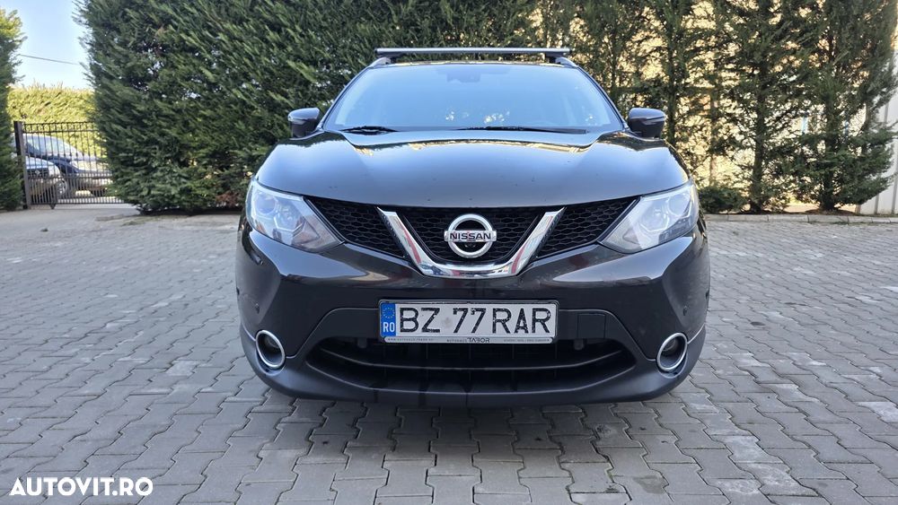 Nissan Qashqai 1.6 DCI Start/Stop 4X4-i Tekna - 1