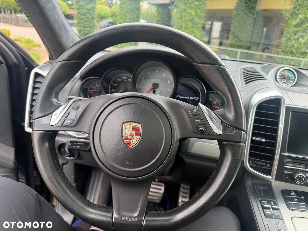 Porsche Cayenne - 28