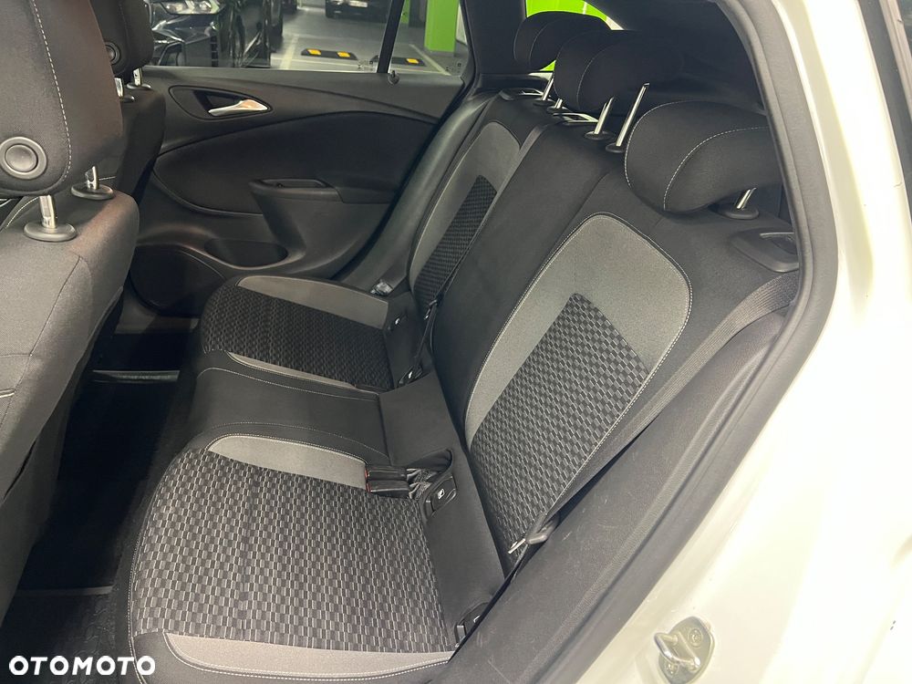 Opel Astra 1.5 CDTI Elegance S&S - 15