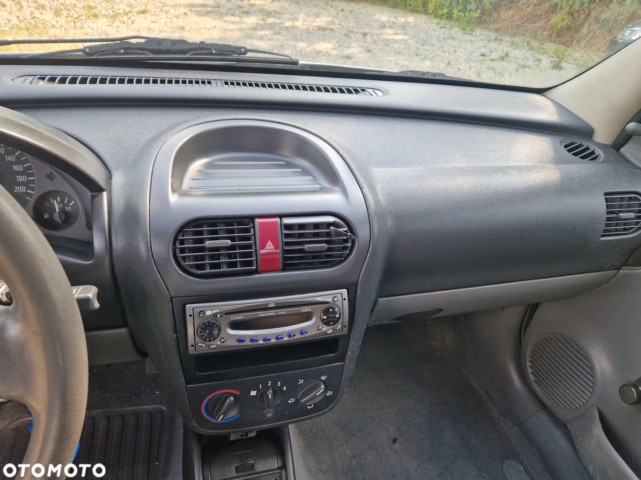 Opel COMBO - 15