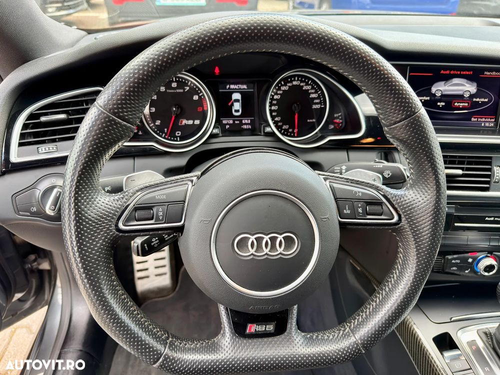 Audi RS5 4.2 FSI quattro Stronic - 10