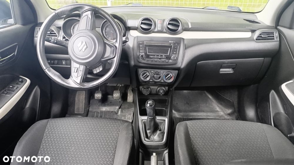 Suzuki Swift - 5