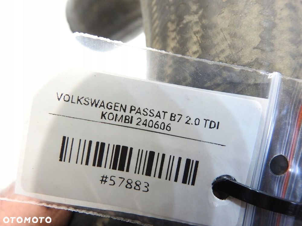 WĄŻ RURA INTERCOOLERA PRAWA VW PASSAT B7 2.0 TDI - 4