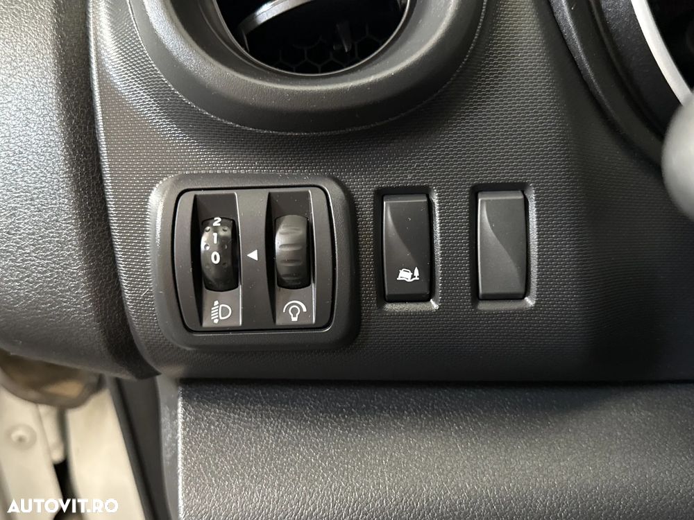 Renault Trafic - 13