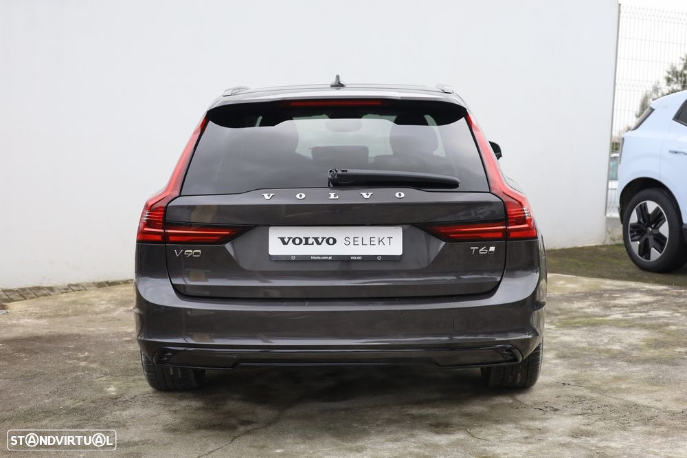 Volvo V90 2.0 T6 PHEV Plus Dark AWD - 4