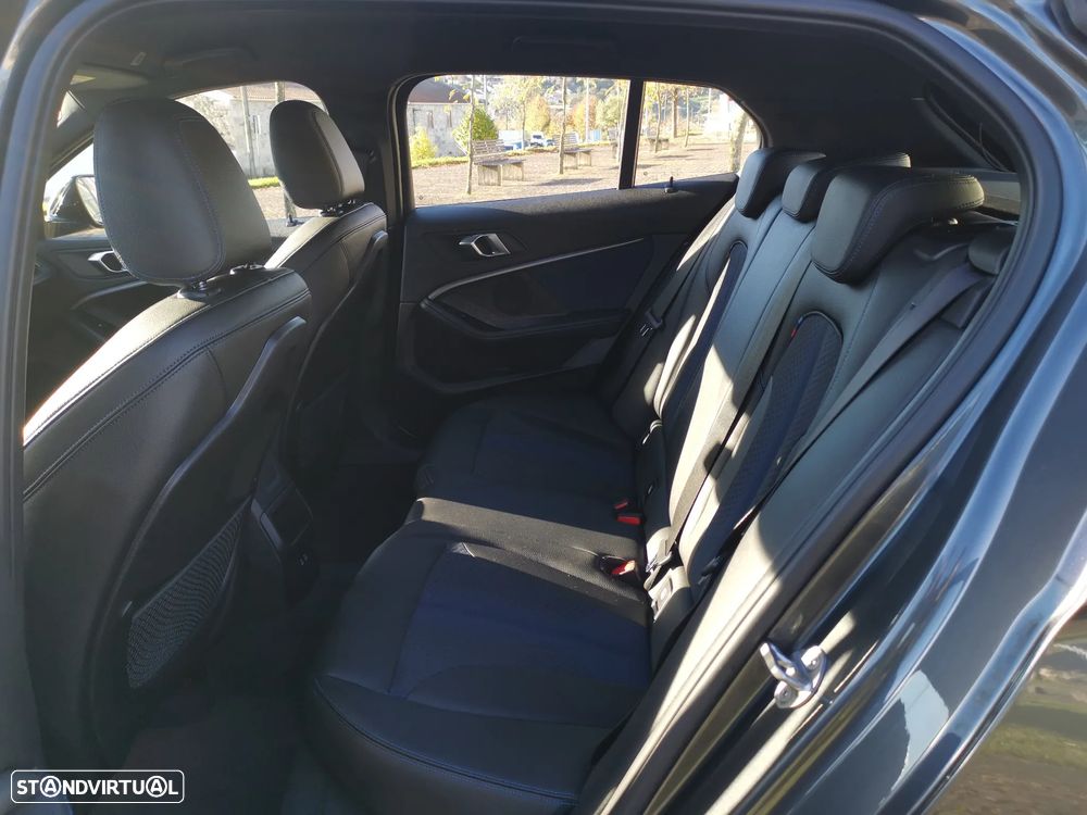 BMW 116 d M Sport - 12