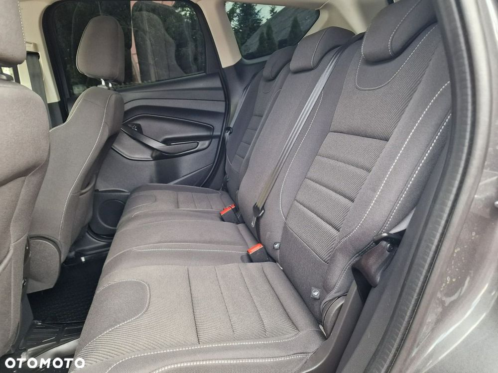 Ford Kuga 2.0 TDCi 4x2 Cool & Connect - 17