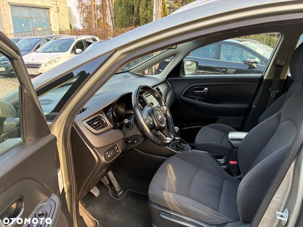 Kia Carens 1.6 GDI Edition 7 - 9