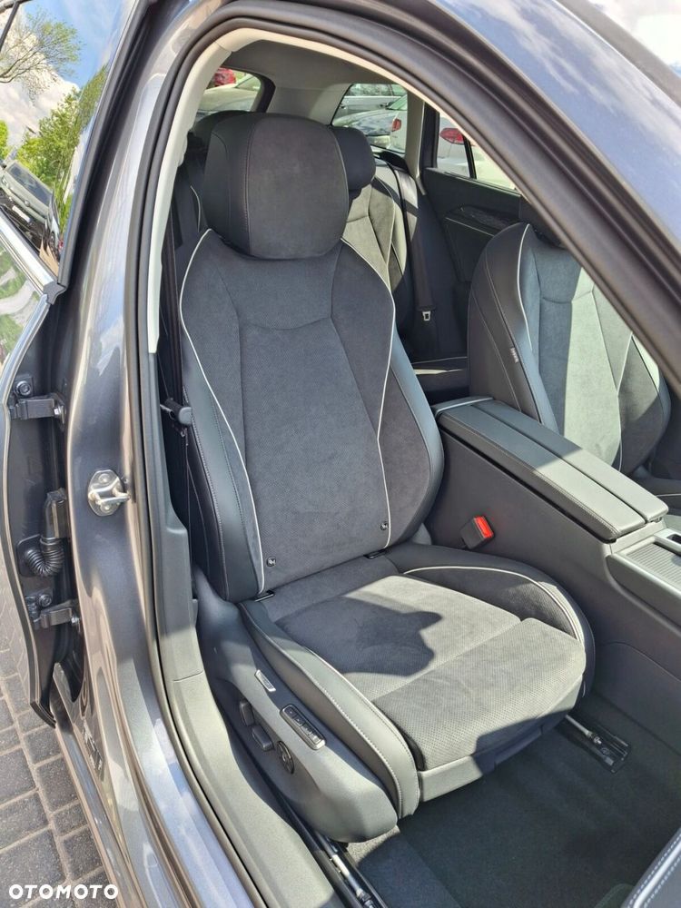 Volkswagen Passat - 23