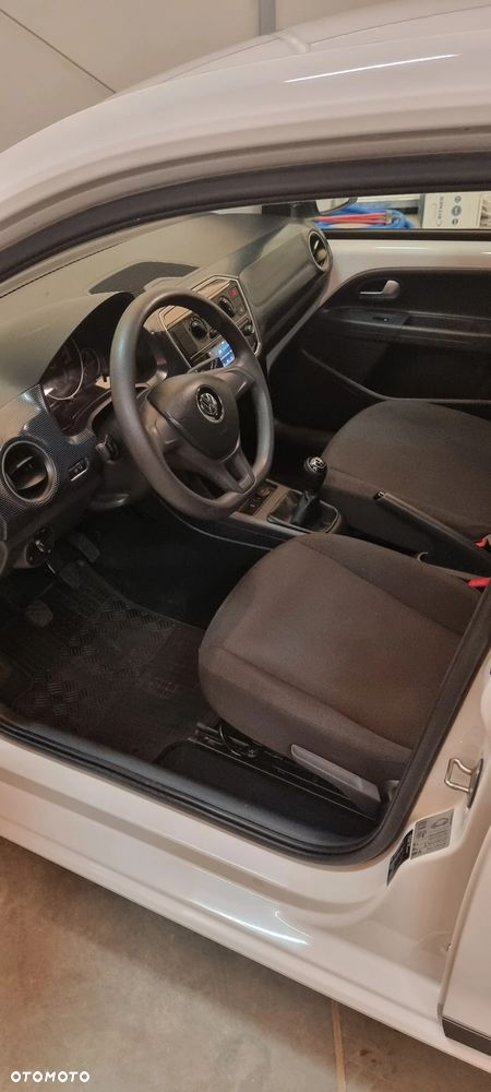Volkswagen up! - 15