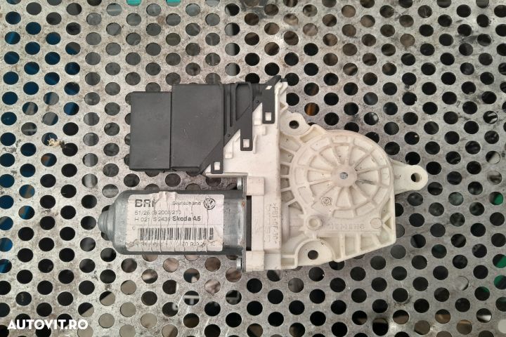 Motoras macara geam spate dreapta 996644101 Skoda Octavia 2  [din 2004 pana  2008] Combi wagon 5-us - 1