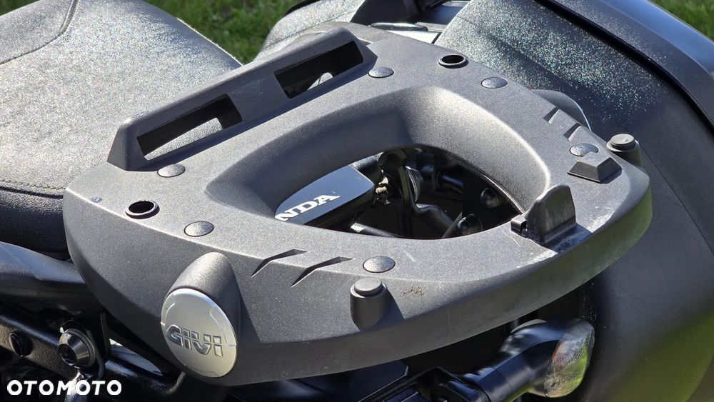 Honda VFR - 22