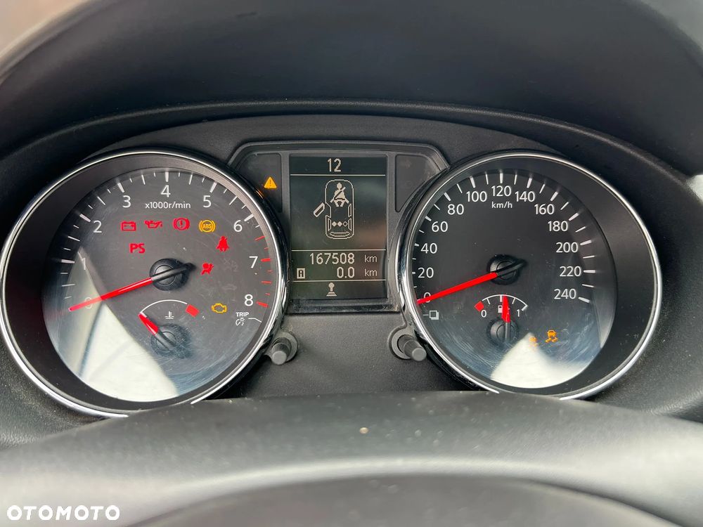 Nissan Qashqai 2.0 360 - 12