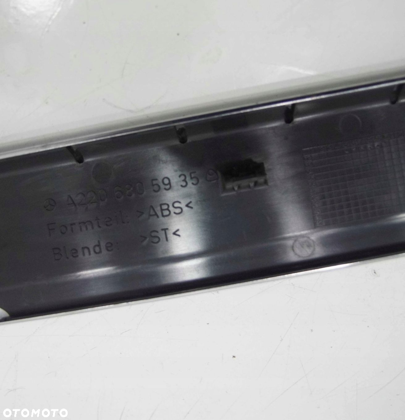 LISTWY PROGOWE CHROM KPL MERCEDES W220 5.5 AMG - 7