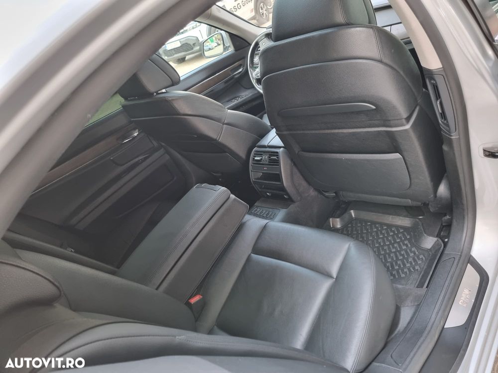 BMW Seria 7 740d xDrive Aut. - 9