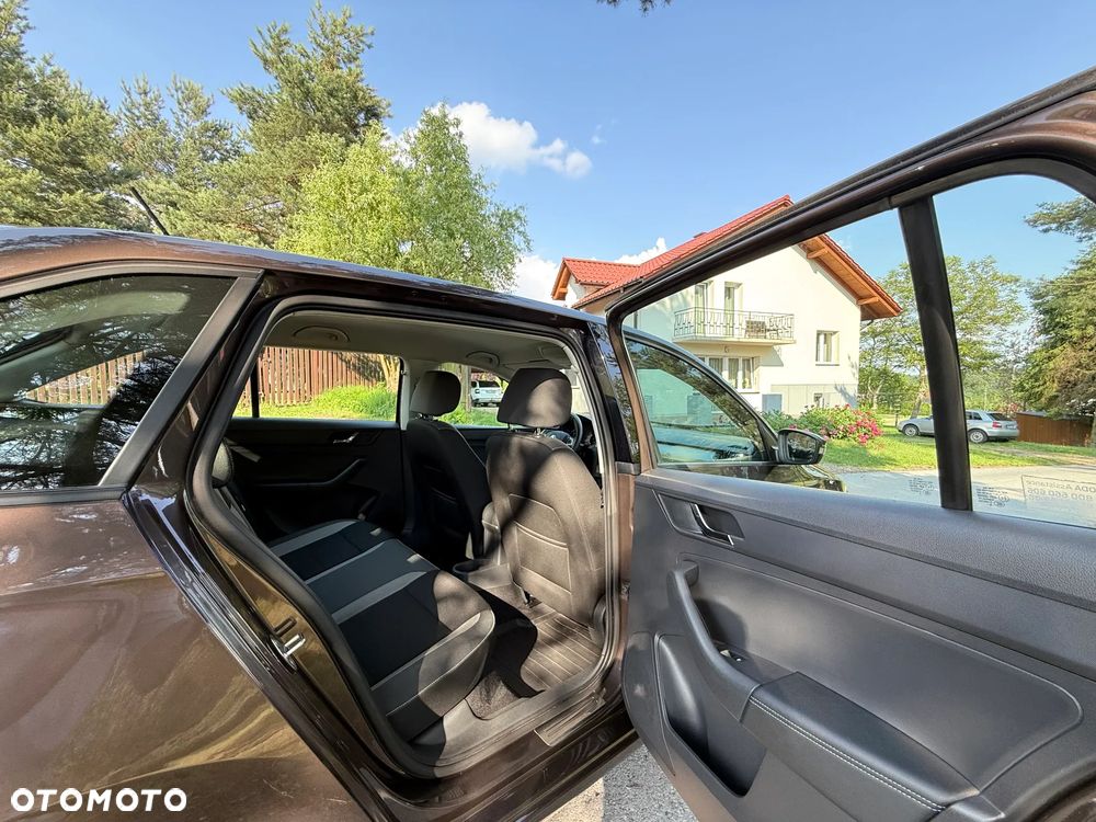 Skoda RAPID 1.2 TSI Ambition - 30