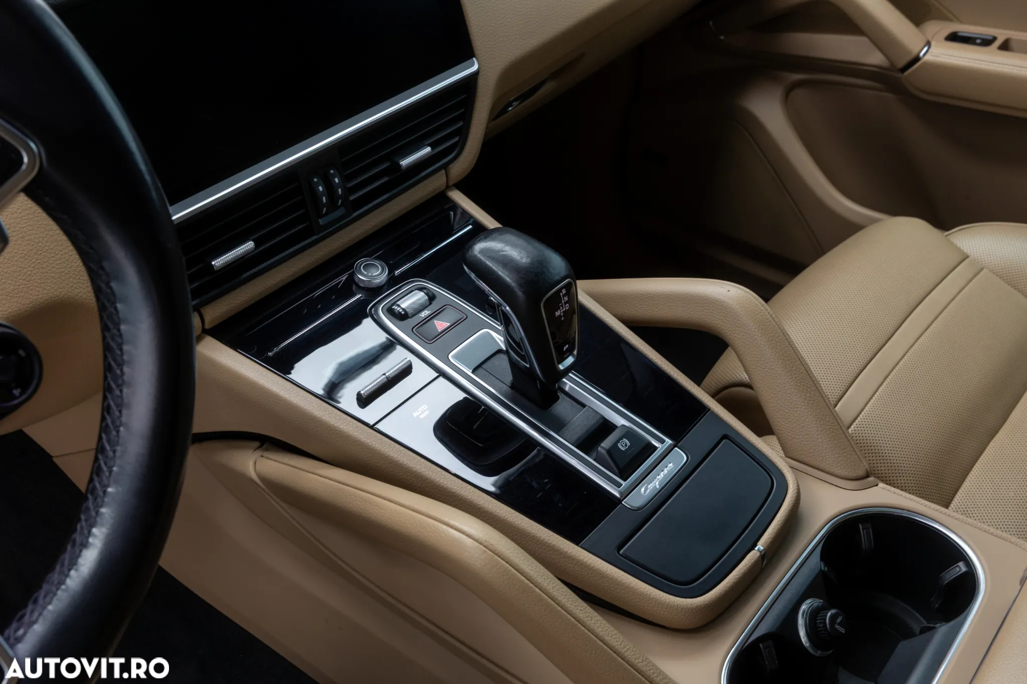 Porsche Cayenne S - 22