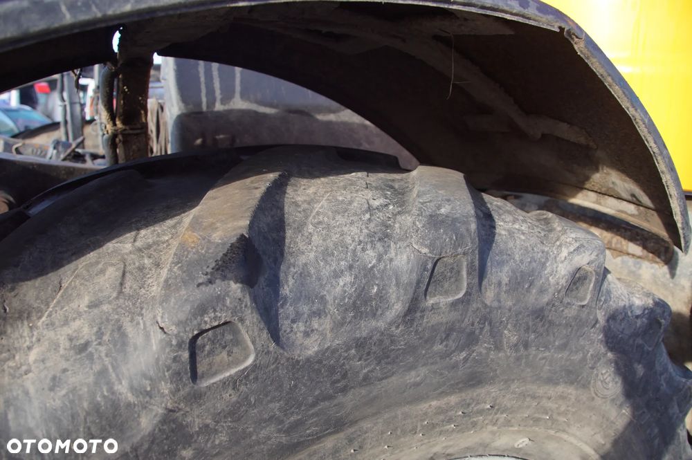 Jcb Fastrac 3230 2012 264km cumins na części masak silnik skrzynia zwolnica most dźwignia przełącznik kabina drzwi maska komputer licznik - 12