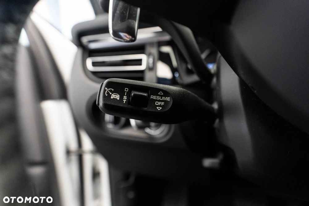 Porsche Macan Standard - 18