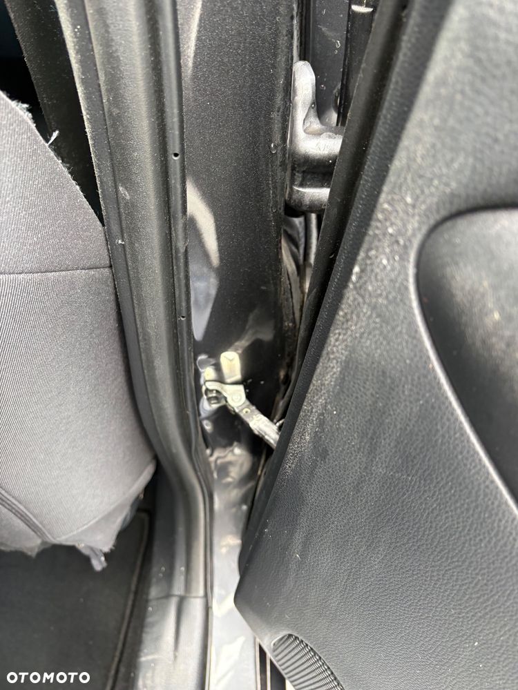 Toyota Yaris Hybrid 1.5 Comfort - 8