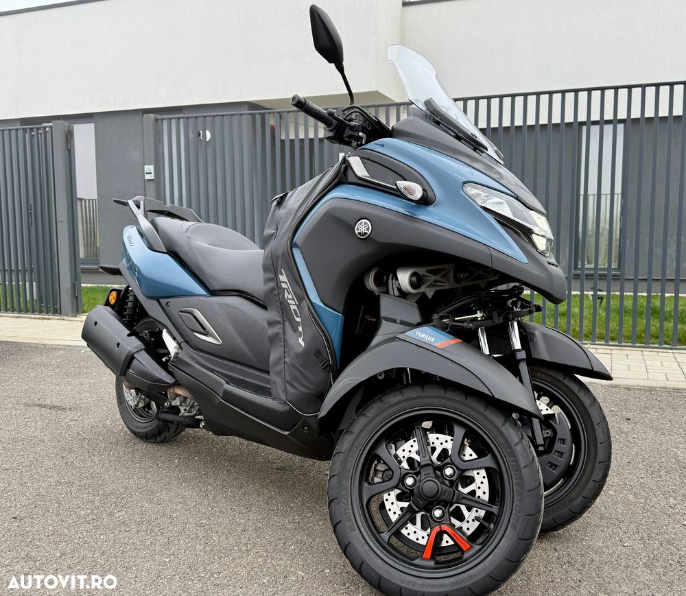 Yamaha Tricity 300 - 2