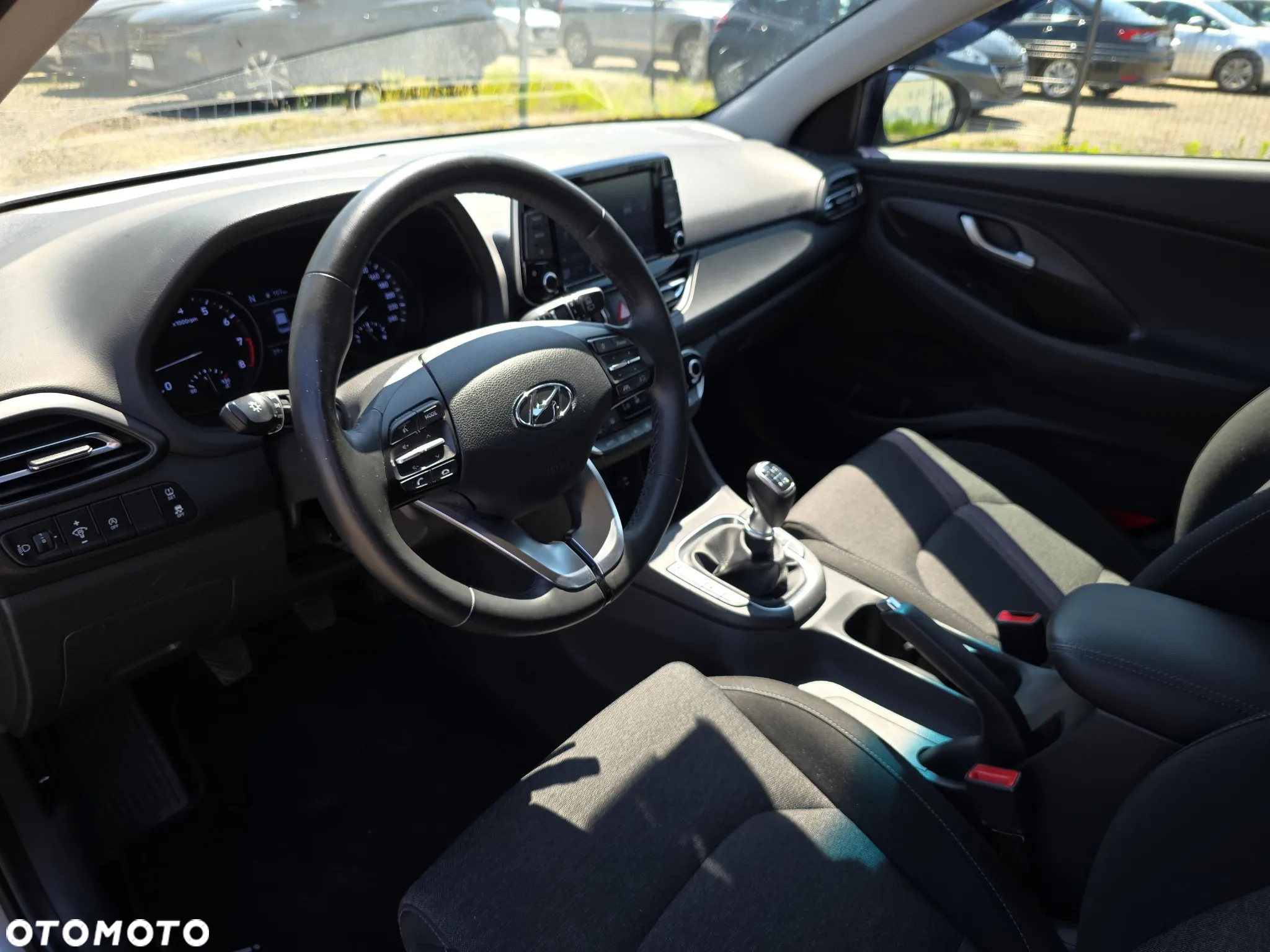 Hyundai i30 1.5 T-GDI 48V Smart - 9