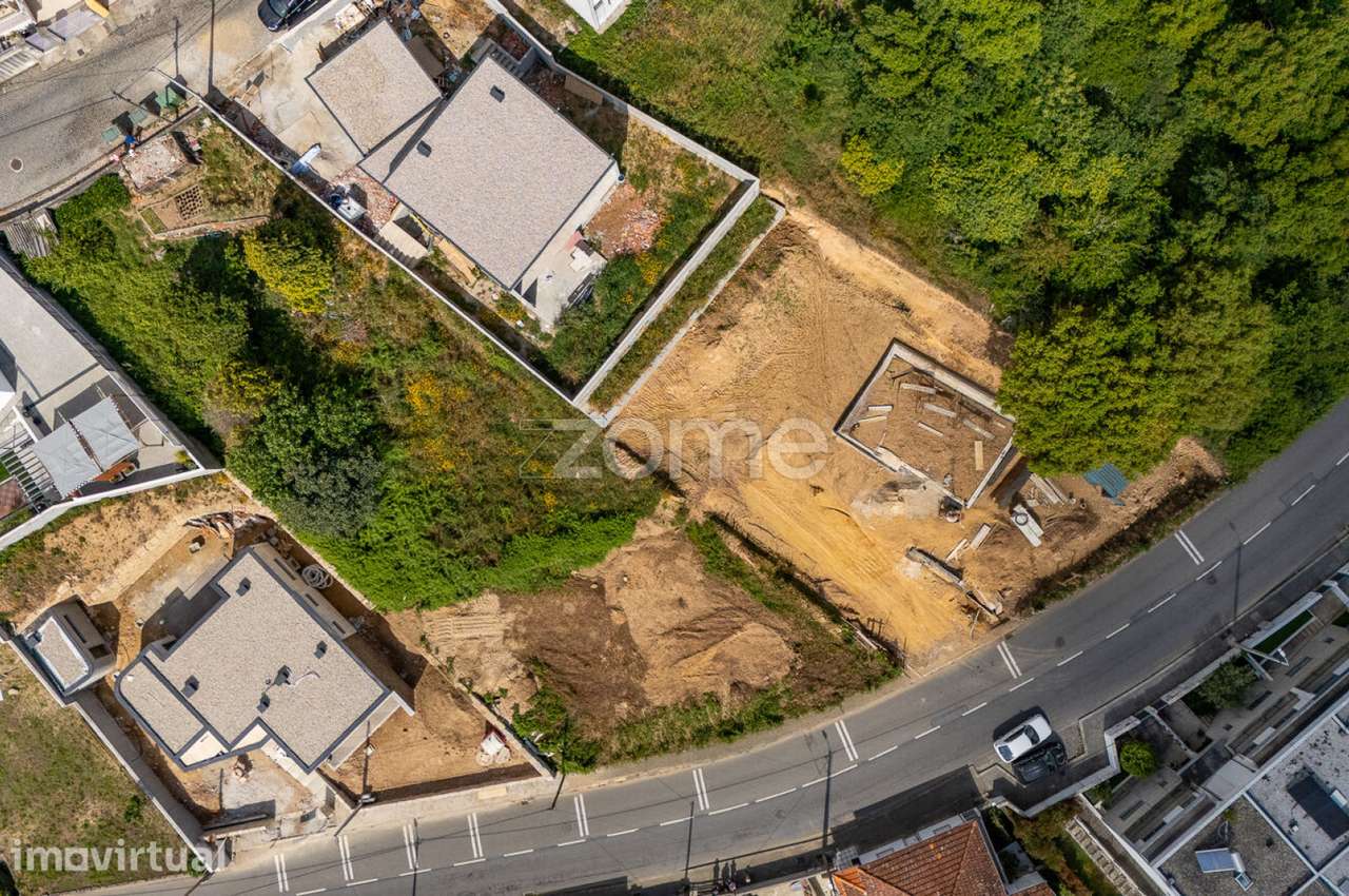 Terreno Urbano em Jovim, Gondomar - Grande imagem: 2/16