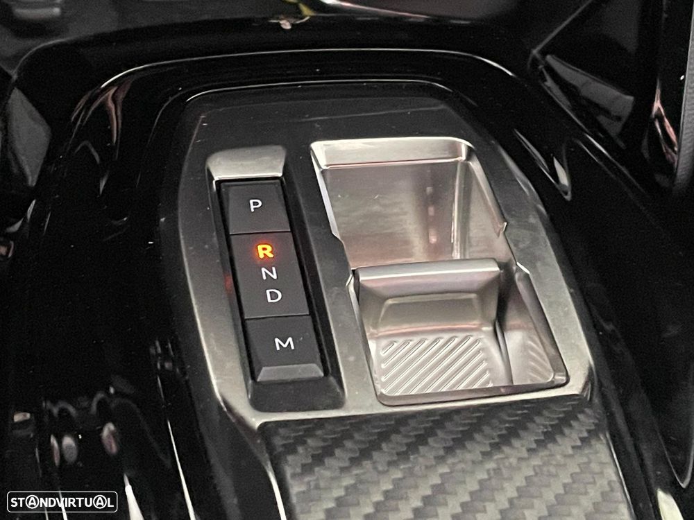 Peugeot 2008 PureTech 130 EAT8 Allure Pack - 17