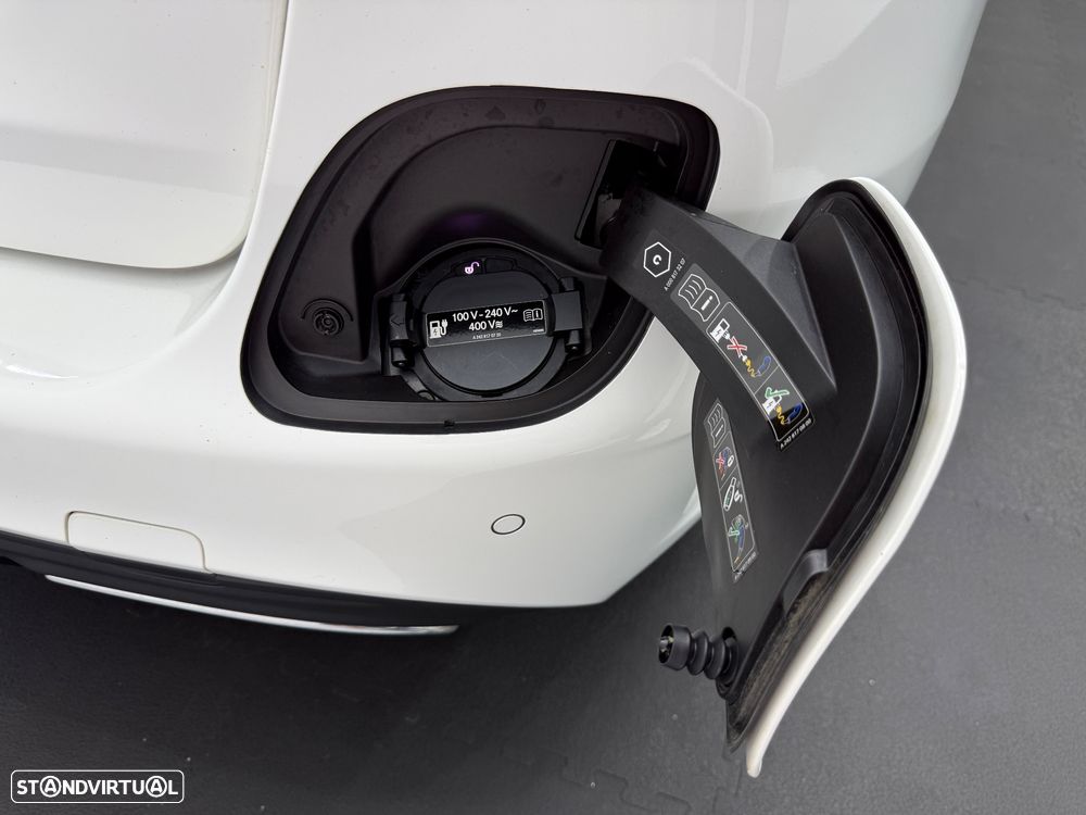 Mercedes-Benz C 300 de T 9G-TRONIC AMG Line - 37