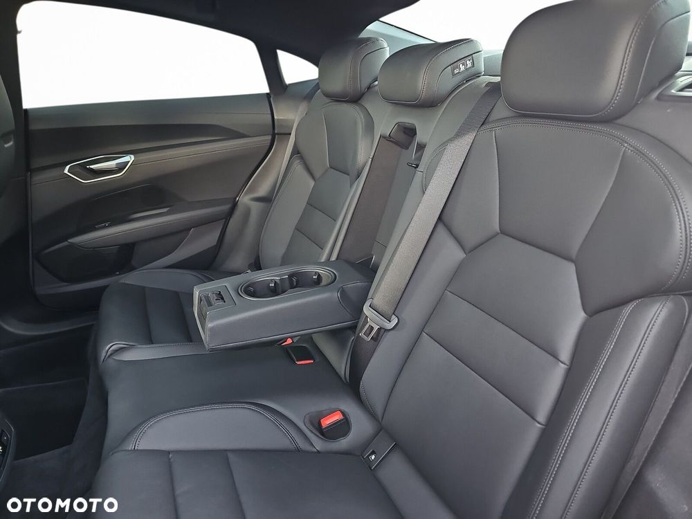 Audi e-tron GT - 34