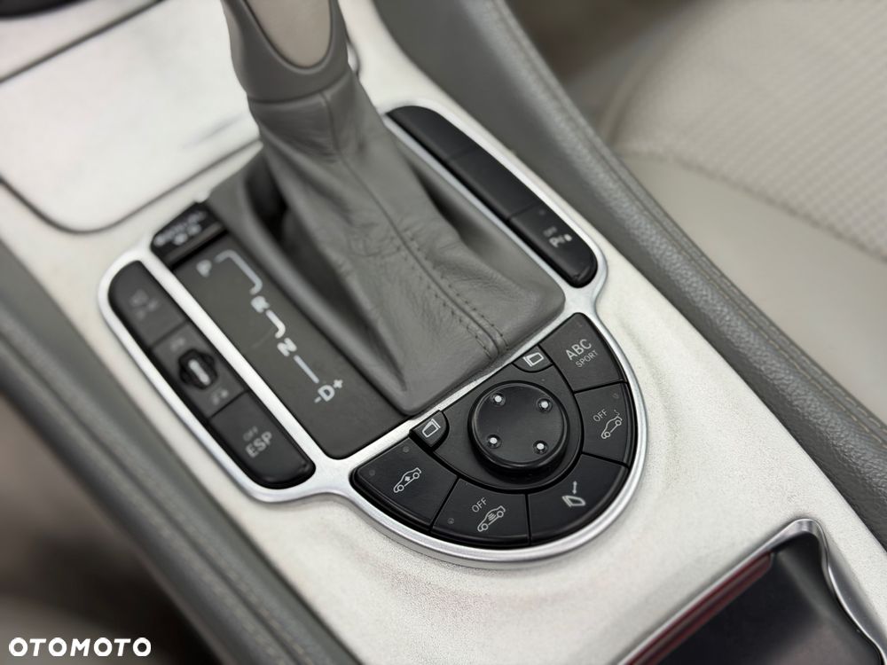 Mercedes-Benz SL 55 AMG - 16
