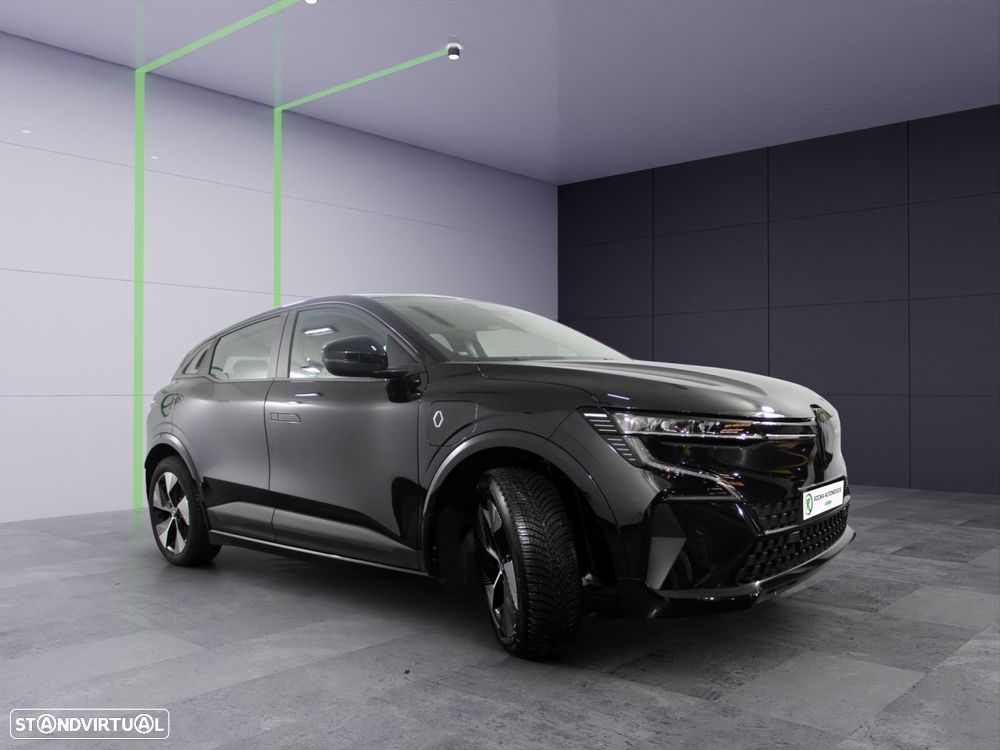 Renault Mégane E-Tech - 3