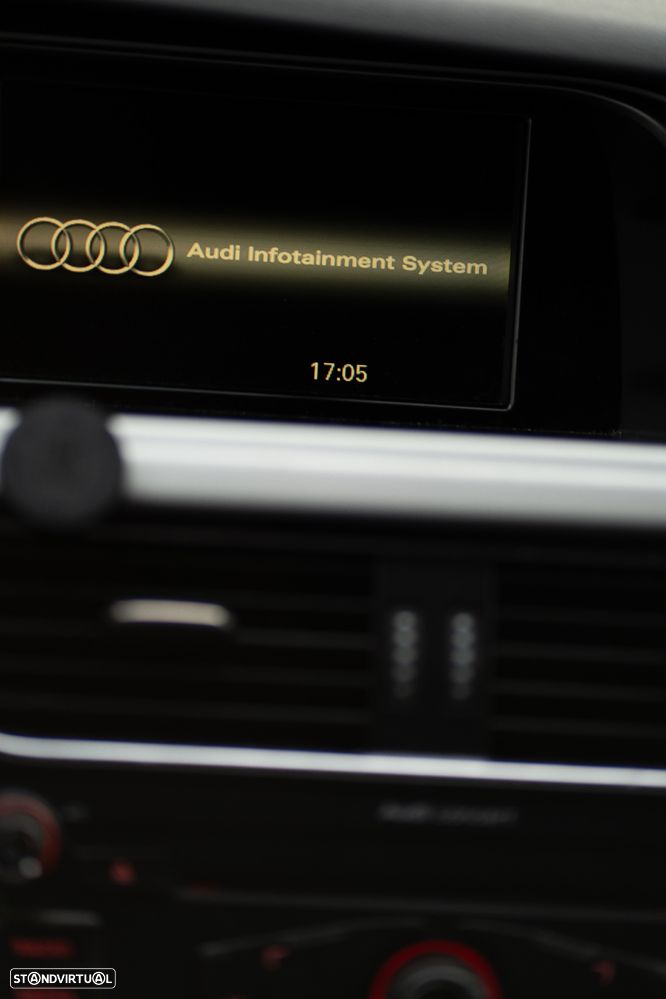 Audi A4 Avant 2.0 TDI - 9