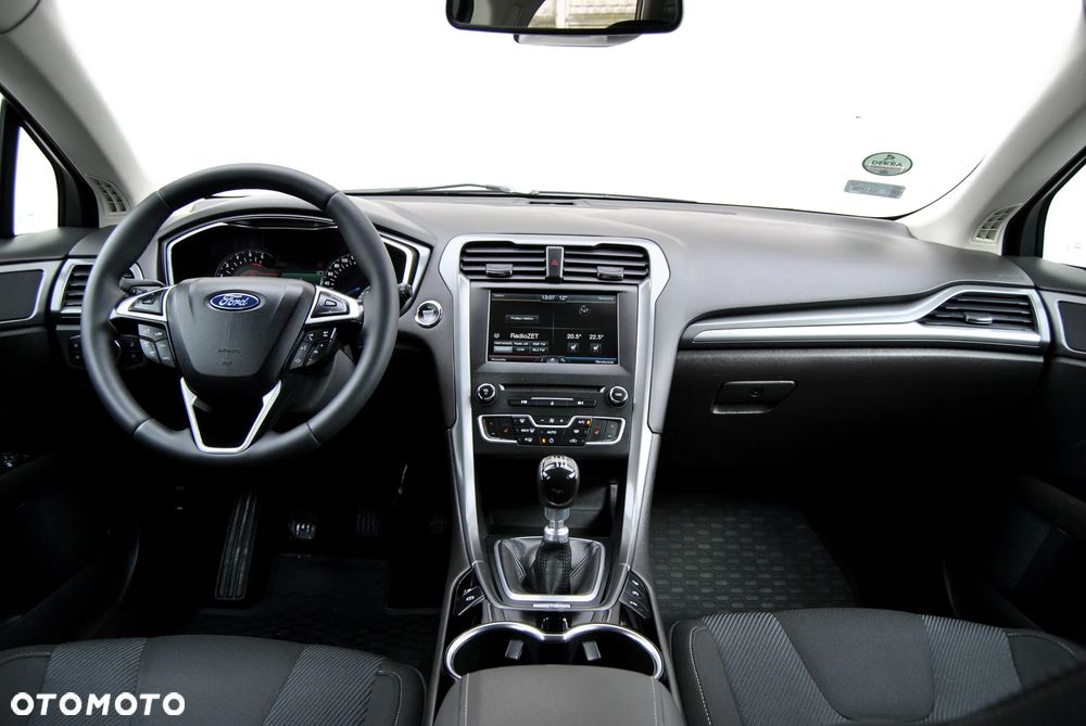 Ford Mondeo 2.0 TDCi STart-Stopp Titanium - 24