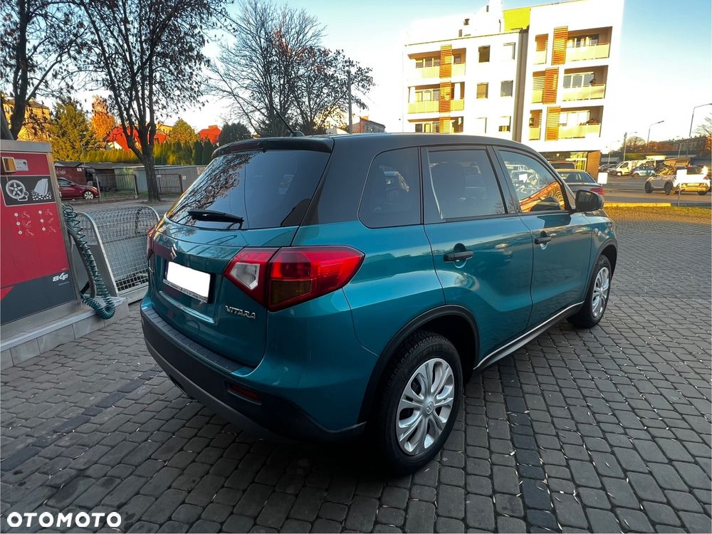 Suzuki Vitara 1.6 Comfort 2WD - 10