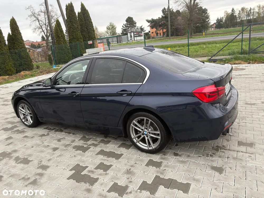 BMW Seria 3 330i - 20