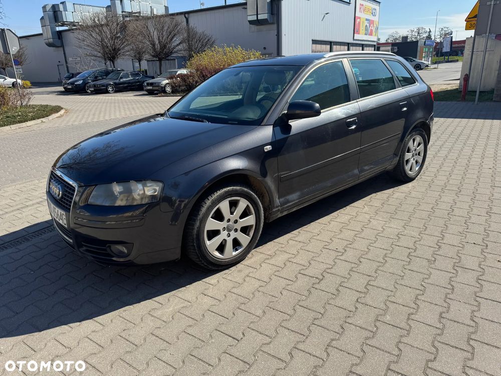 Audi A3 Sportback - 1